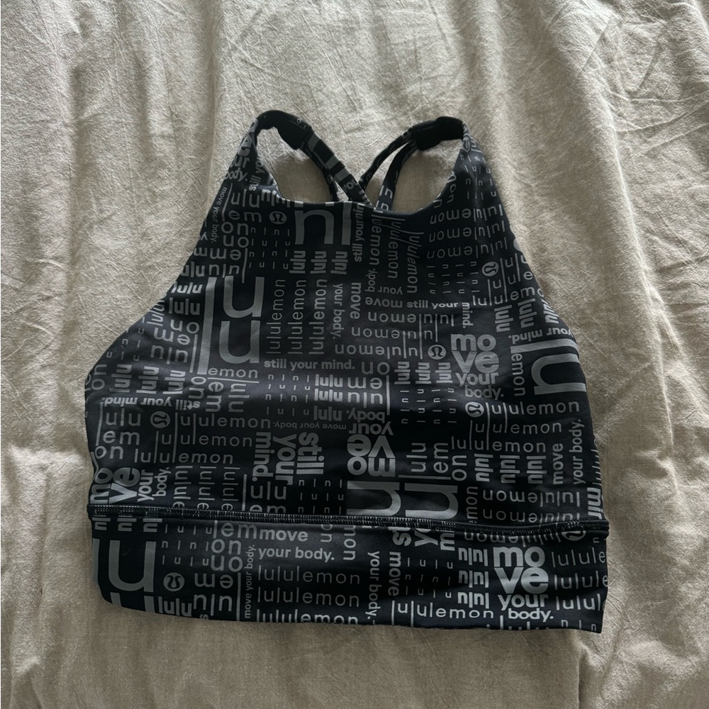 Lululemon sports bra